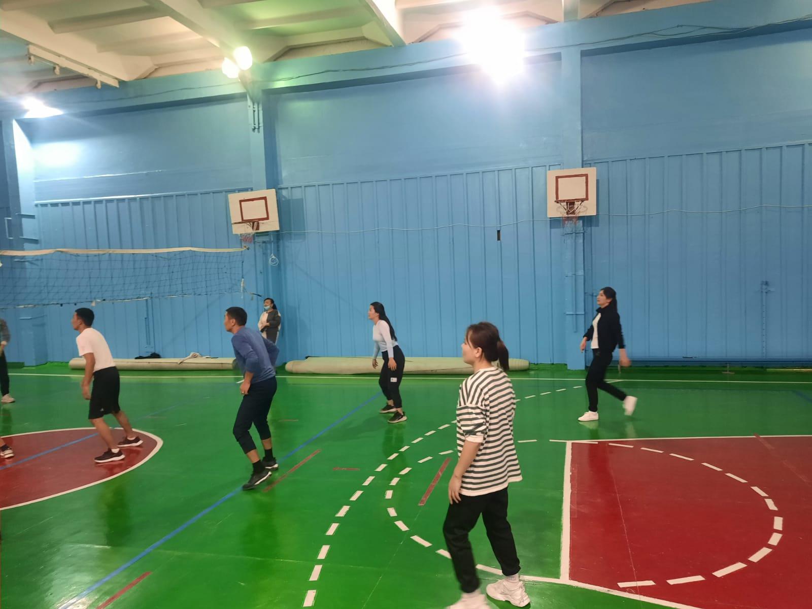 Тәуелсіздіктің 30 жылдығына орай ұстаздар арасында волейбол жарысы өтті