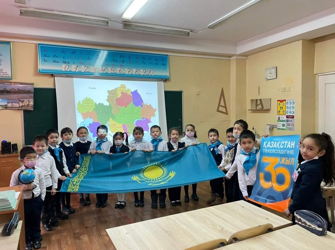 Тәуелсіздік күніне №122ЖББМ оқушыларының құттықтауы