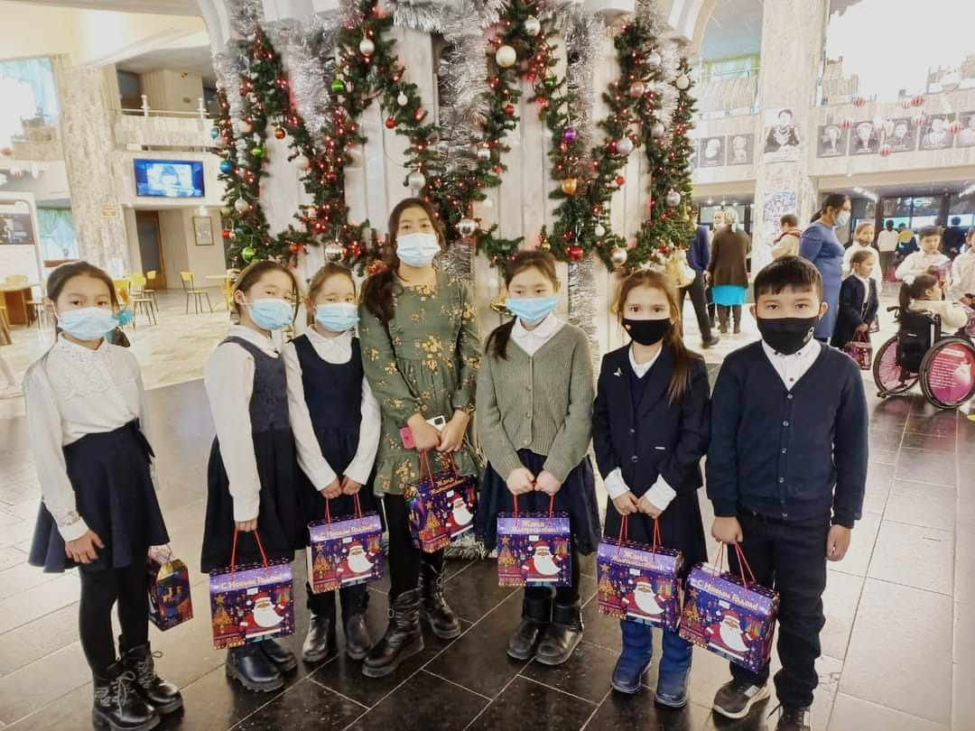 Н.Сац атындағы театрда  оқушыларға арналған жаңа жылдық қойылым