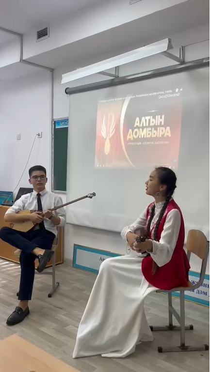 “Айтыс-құдіретті өнер”