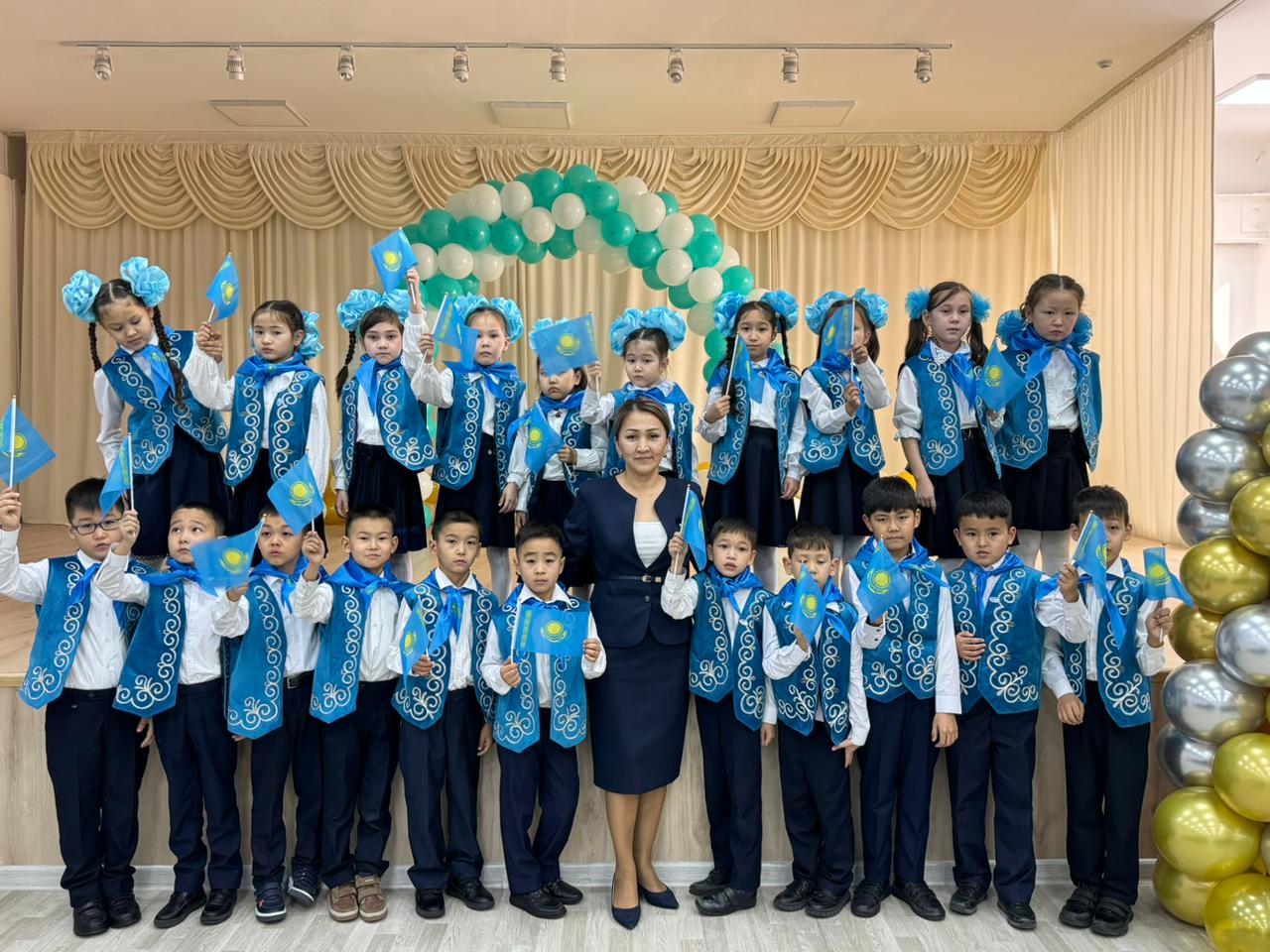 "Ұлттық киім-Ұлт айнасы" атты челленджі