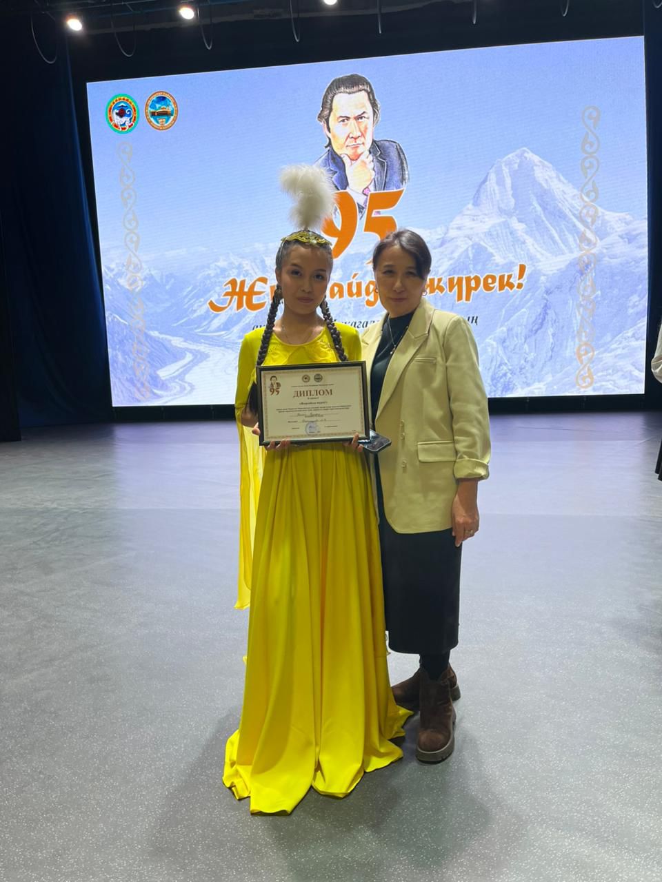 Мұқағали Мақатаевтың өлеңдерін оқудан қалалық байқау жеңімпазы