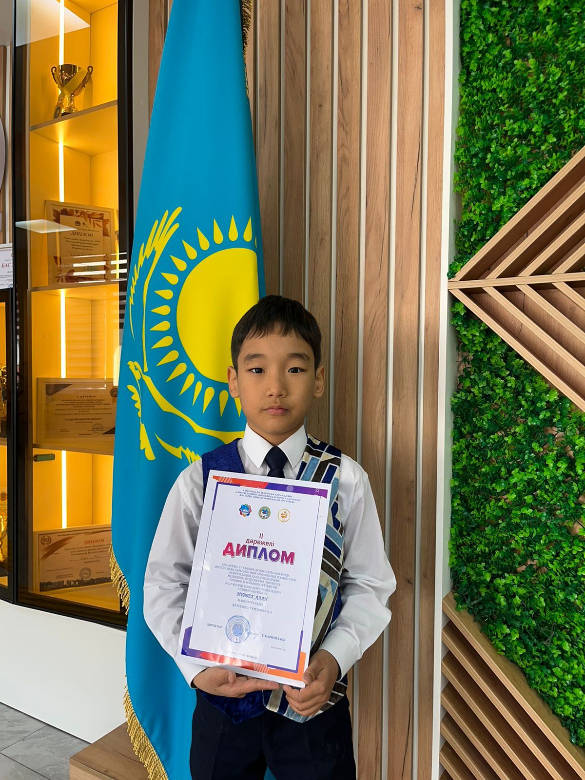 Ғылымның шыңына алғашқы қадам!